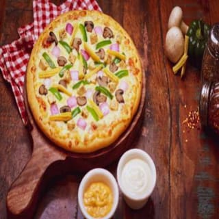 Cheese Lovers  Pizza-Personal Giant Slice (22.5 Cm)